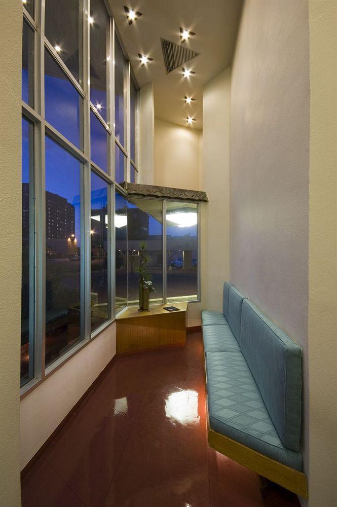 The Inn At Price Tower Bartlesville Bagian luar foto