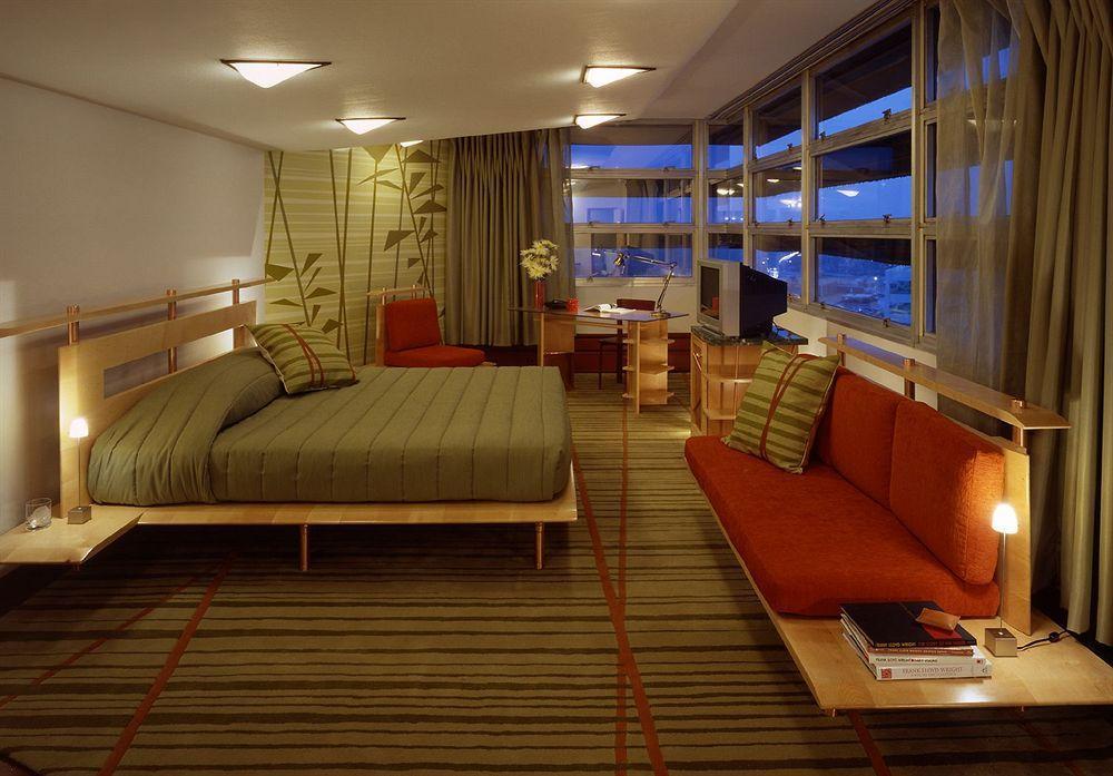 The Inn At Price Tower Bartlesville Bagian luar foto