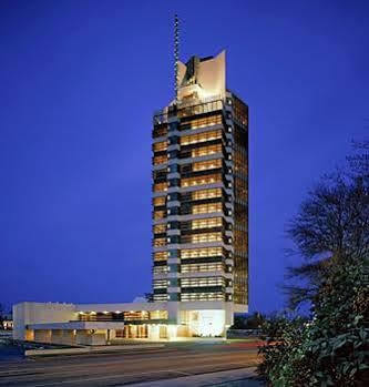 The Inn At Price Tower Bartlesville Bagian luar foto